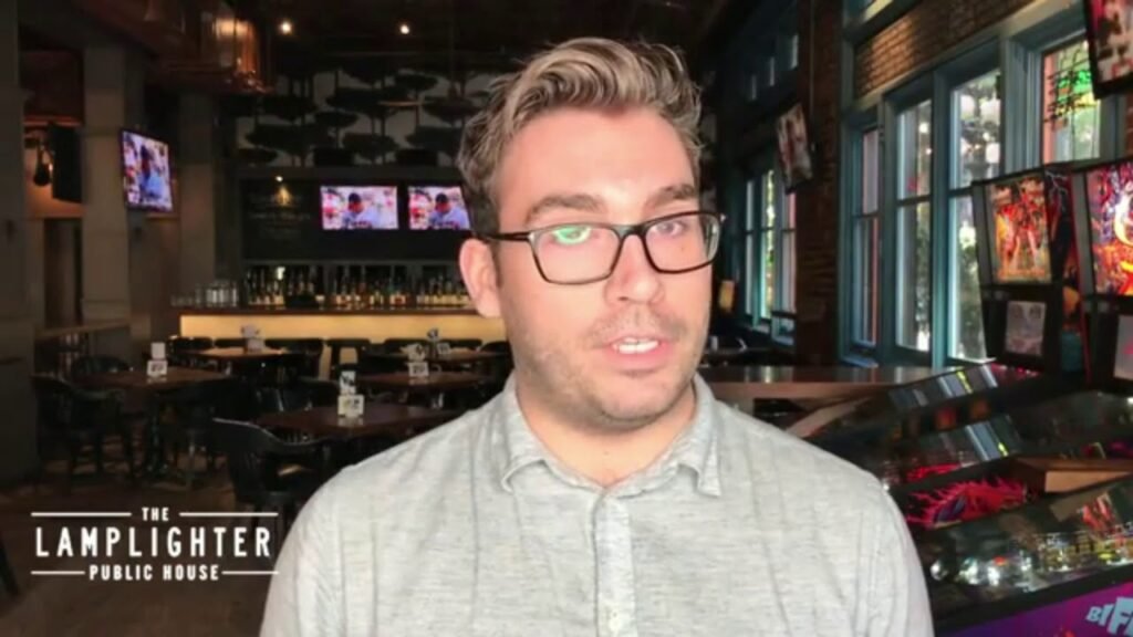 5 guides that you should know in advance booking of vancouver dj