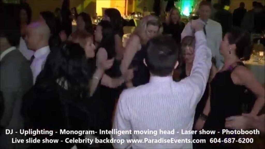 Christmas party | staff holiday party corporate events entertainment | dj + photo booth uplighting