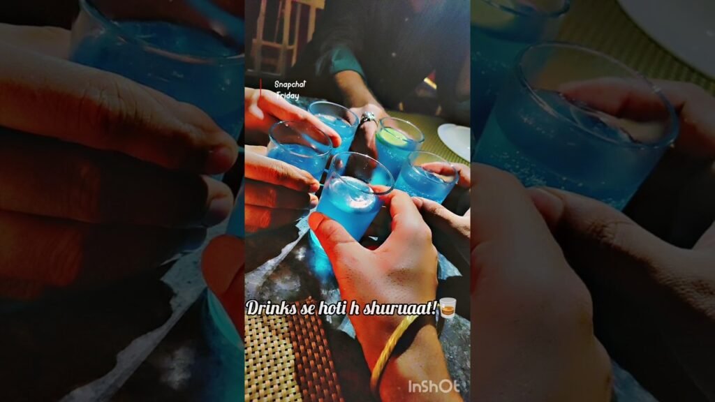 Office party ho to aisi... Daaru bhi, dance bhi, chakhna bhi 🥃🍽️🍗 | #officepartyfun #drunkmoments