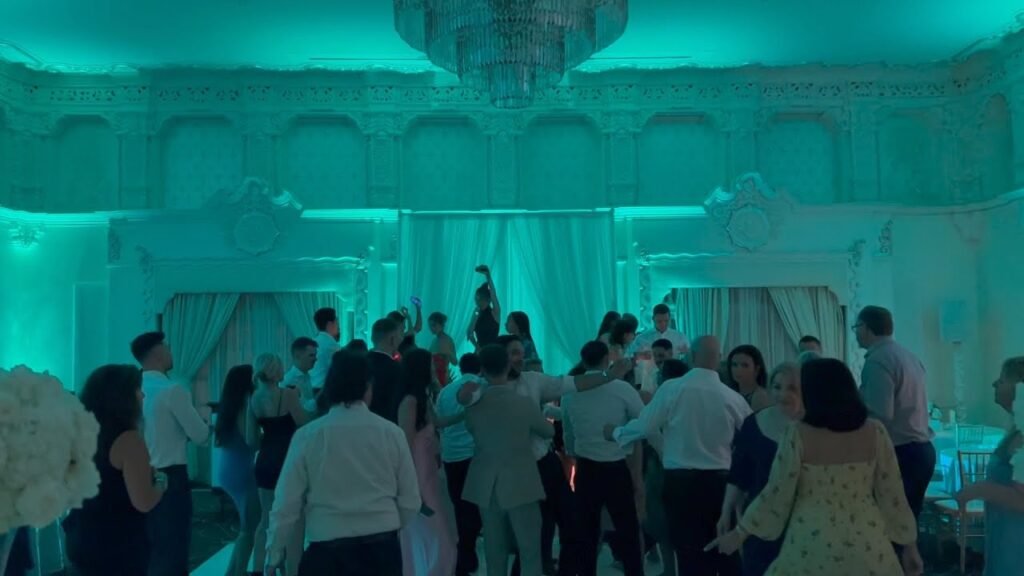 Signature wedding vancouver - dj lighting