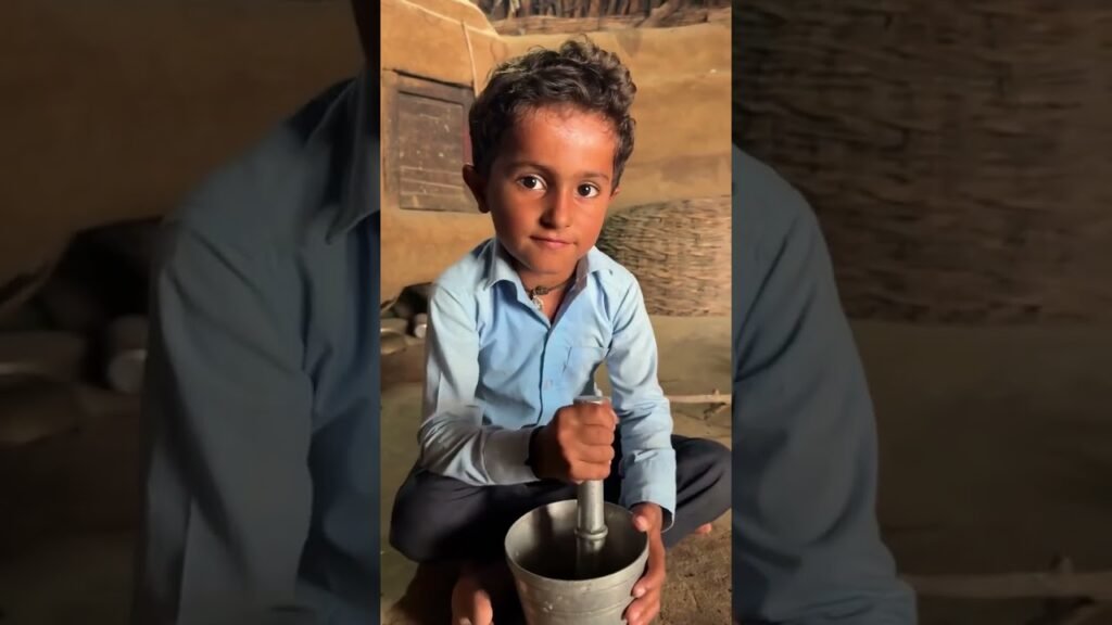 गाँव की ज़िन्दगी#village#villagelife#deshi#rajasthani#rajasthani#goan#life#rural#khana#food#ytshorts