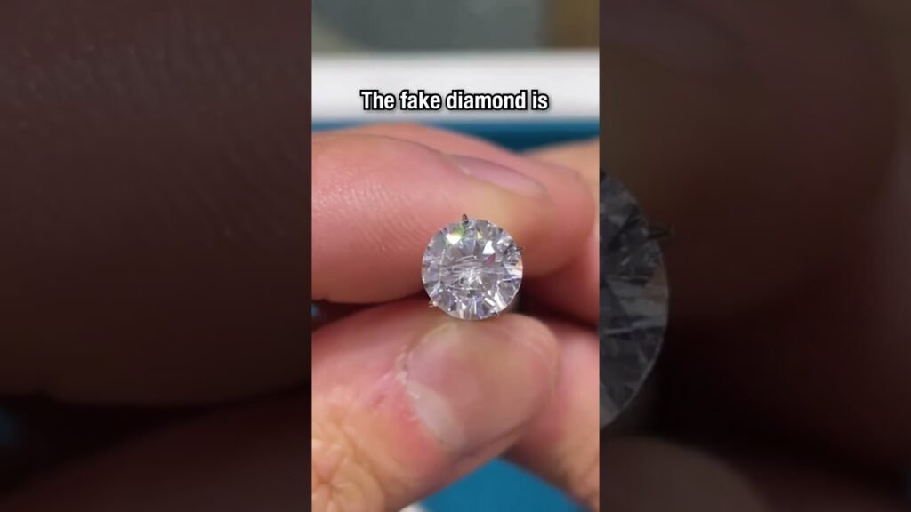 How to tell if a diamond is real or fake (scratch test! )