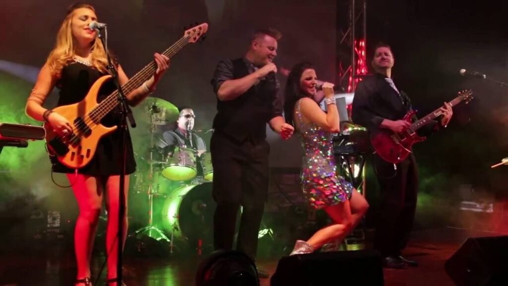 Sapphire sky | phoenix live band for weddings & corporate events